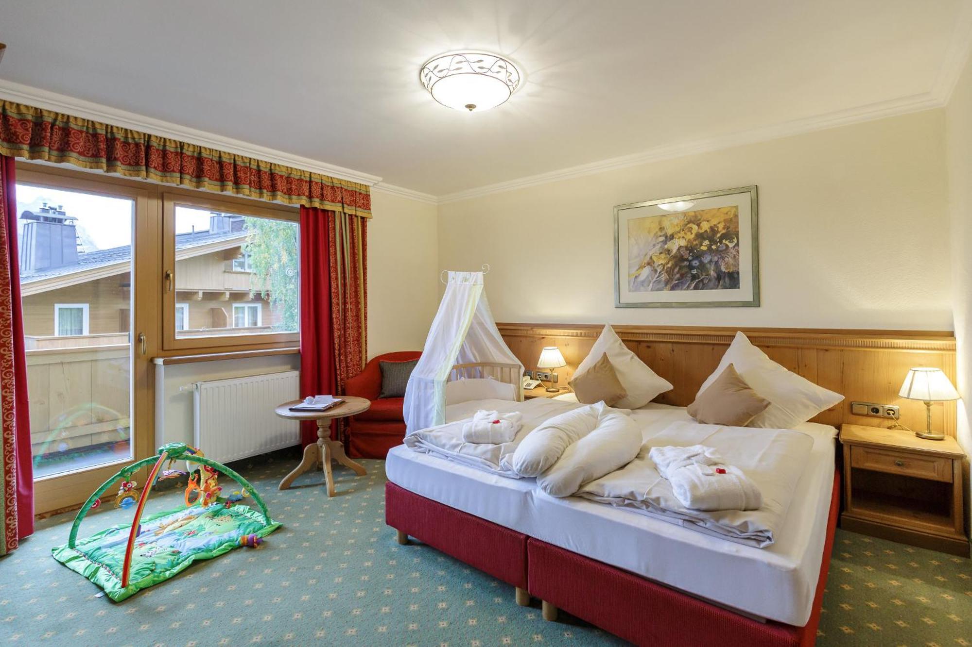 Hotel Babymio Kirchdorf in Tirol Room photo